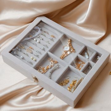 Hot Sales Fashion Portable Velvet Jewelry Holder Jewelry Display Organizer  Box Ring Earring Tray Holder Storage Case Showcase