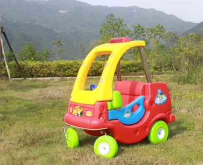 Plastic car for hot sale toddlers