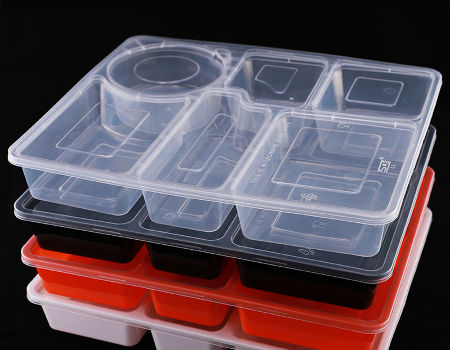 https://p.globalsources.com/IMAGES/PDT/B5120669508/disposable-plastic-Bento-Box-With-Lid.jpg