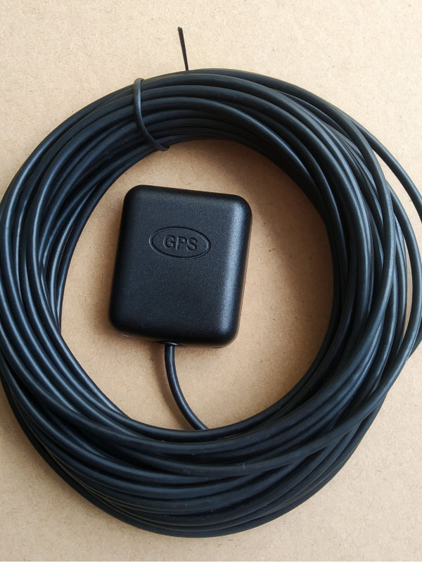 Outdoor 28dbi Passive Antenna Mount GPS Antenna with RG174