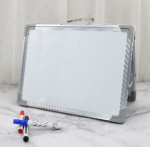 Achetez en gros Petit Tableau Blanc Effaçable à Sec, Mini-chevalet Portable  Portable à Double Face Pour Bureau Magnétique Chine et Tableau Blanc  Magnétique D'effacement à Sec De Bureau à 4.13 USD