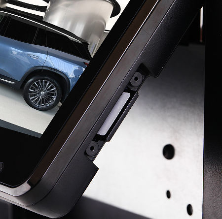 China Bus MP5 player touch screen android monitor for entertainment ...