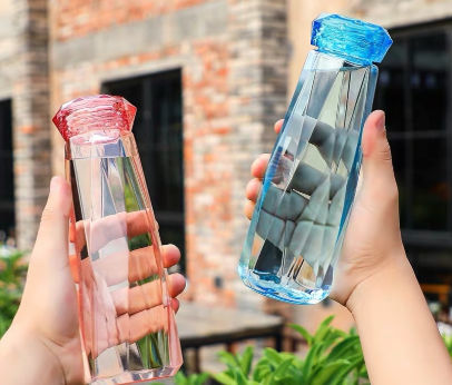 https://p.globalsources.com/IMAGES/PDT/B5128074014/Water-Bottle-Reusable-Water-Bottle-Glass-Bottle-.jpg