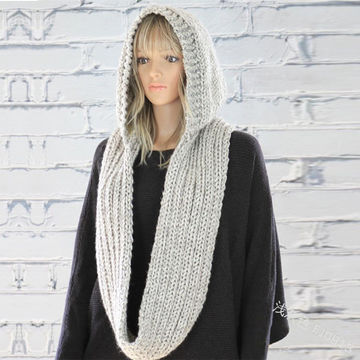 最安値 ORIMI HOODED SCARF PADDED HYBRID HOODED SCARF - BLACK | COS