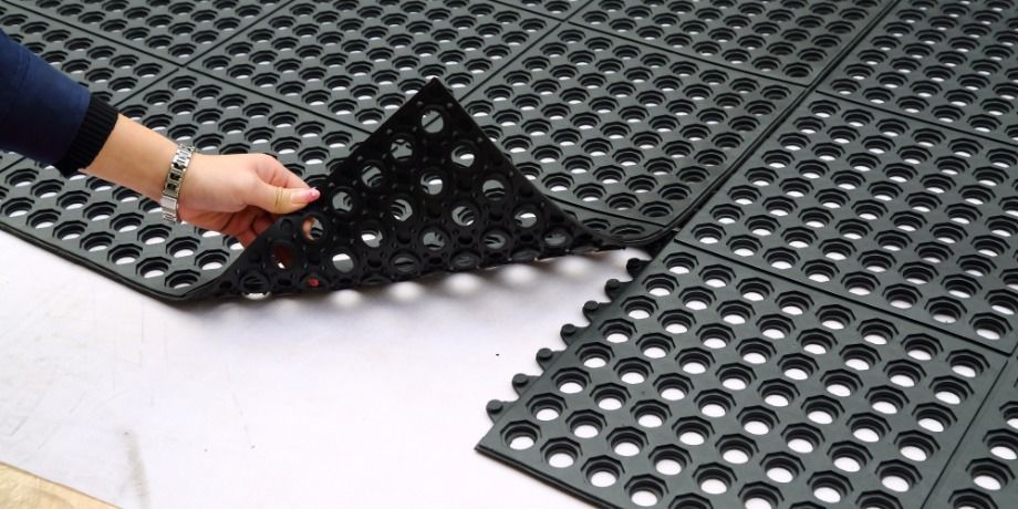 https://p.globalsources.com/IMAGES/PDT/B5132732408/anti-fatigue-floor-mat.jpg