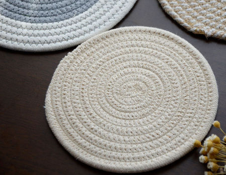 Bulk Buy China Wholesale Round Woven Non-slip Placemats, Cotton