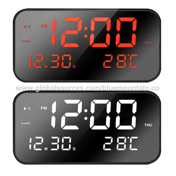 Reloj Despertador Con Cargador Inalámbrico Fecha Temperatura Color Negro  220V