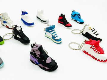 Air Jordan & Nike Sneaker Rubber Keychain / Keyring 2D - 35 Styles  Available