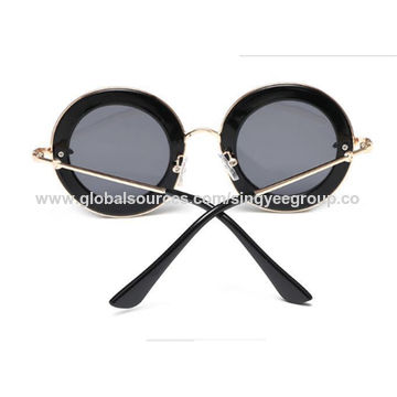 Versage Designer Sunglasses Outlet For Men And Women European And American  Cycle Luxurious Fashion Eyewear For Vintage Baseball And Sporty  Summer/Winter From Yqnkee02, $23.48 | DHgate.Com