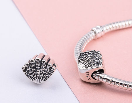 Sterling Silver Fingers hands with pave love heart Charm Fits European bracelet 