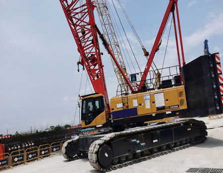 China Factory price Crawler Crane SCC1350A 135 ton Crawler Cranes on ...