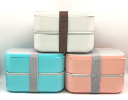 Buy Wholesale China Customized Large Stackable Food Containers With Cutlery  And Divider Lunch Box Bento & Food Containers at USD 3.72