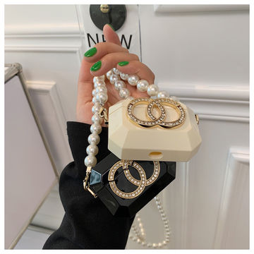 CHANEL Phone & Airpods Case with Chain – mivgarvge