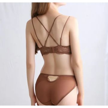 Sexy Lace Gathered Shoulder Strap Detachable Bra Set - China Bra