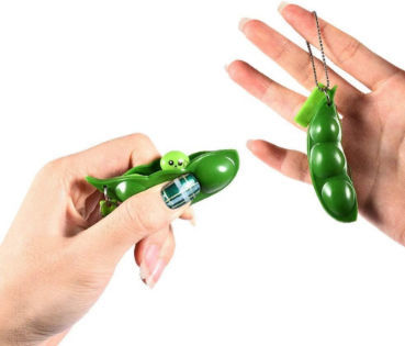 Anti Stress Squeezable Soybean Edamame Extrusion Pea Bean Keychain Fun Toys 