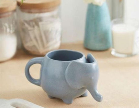 Cute Ceramic Elephant Tea Cup with Built in Tea Bag Holder - China