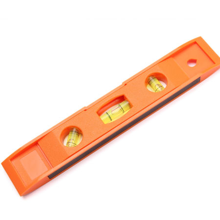China Plastic Mini Spirit Bubble Level with green color Vials on Global ...