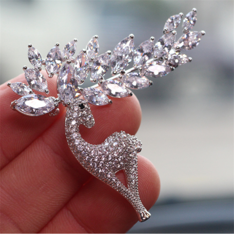 AILONMEI Floral Series Brooch Jewelry for Woman Fashion, Large Costume Broches & Pins Christmas Gift