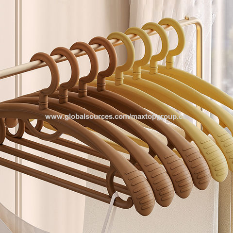 Plastic Hangers, Heavy Duty Clothes Hanger for Adults, Heart Hangers with  360 Degree Swivel Hook for Coat Jackets, Pants, Shirts, T-Shirts, Dresses