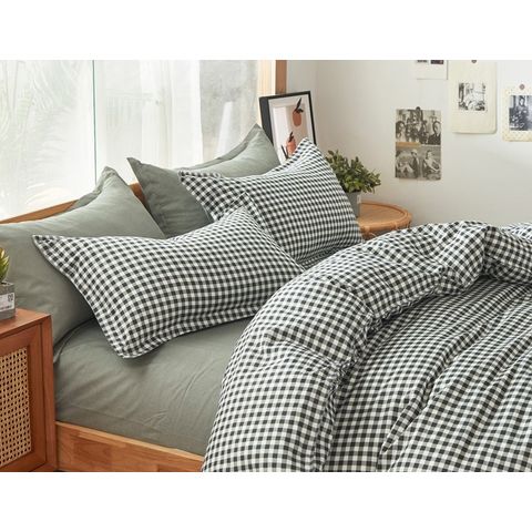 Luxury Brand 4Pcs Classic New Design Duvet Cover Queen Bedding