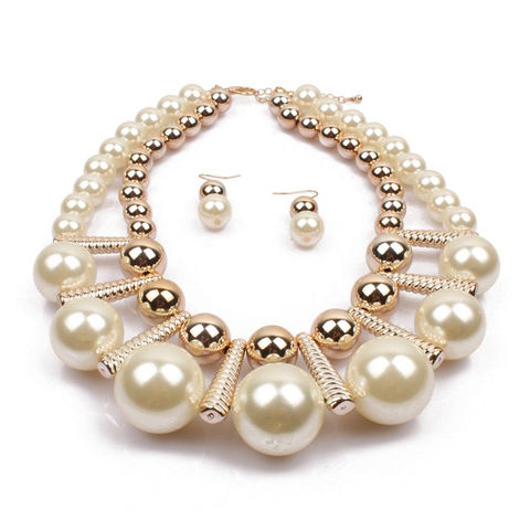 Large pearl necklace store costume jewellery