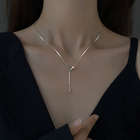 Teardrop Dancing Diamond Pendant in 10K White Gold (0.02ct tw) – Ann-Louise  Jewellers