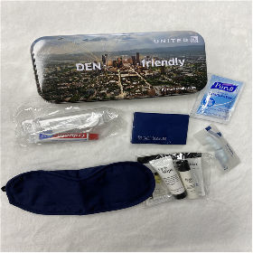 China Hygiene travel kits for women travel blanket and pillow set ...