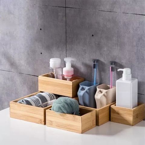 All in One Cosmetics Organizer Dustproof Makeup Organizer Box Waterproof  Skincare Organizers Large Portable Cosmetics Storage Display Case Makeup  Caddy Holder - China Lazy Susan Cosmetic Organizer and Transparent Portable  Cosmetics Organizer