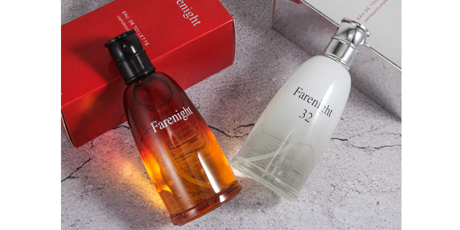 Buy Wholesale China Plastic Lid Round Perfume Bottle 50ml Empty Glass Bottle  Clear Botella De Vidrio & Perfume Bottle at USD 1.7