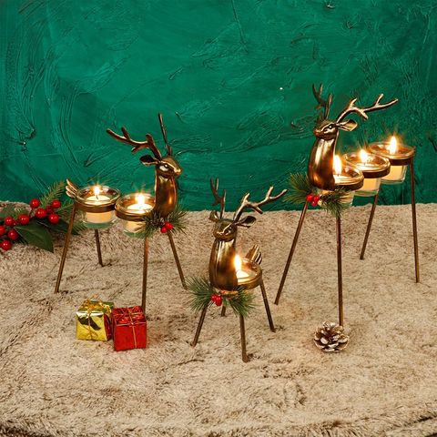 6Pcs Christmas LED Wooden Ornaments Green Reindeer Carved Wooden Ornaments  for Christmas Events, Indoor/Outdoor Holiday Party Decoration, Tree