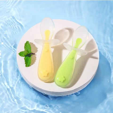 https://p.globalsources.com/IMAGES/PDT/B5191471151/silicone-baby-spoon-baby-spoon.png