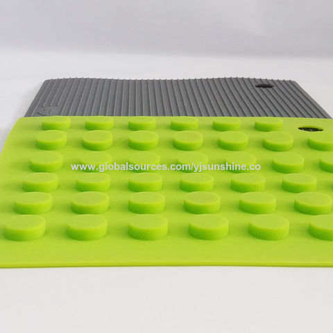 https://p.globalsources.com/IMAGES/PDT/B5193959714/Silicone-Pot-Holders.jpg