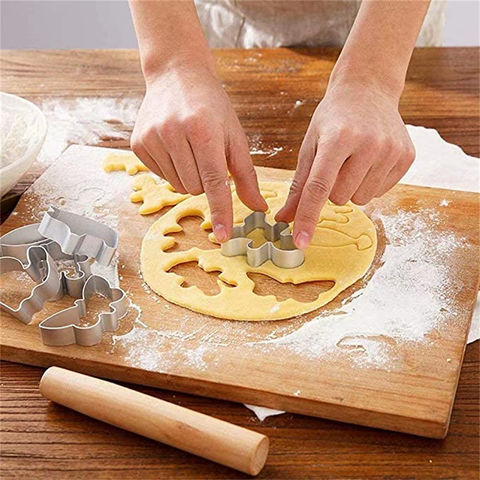 12pcs Assorted Shape Pastry Cutters Cake Cookie Biscuit Cutter Set Baking  Mold