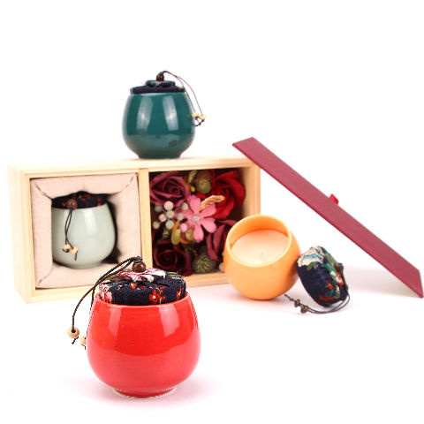 Scented Candle Flowers Aromatherapy Candles Soy Wax Personalized Round ...