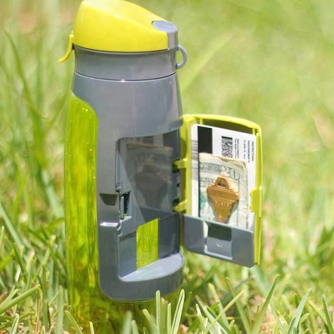 https://p.globalsources.com/IMAGES/PDT/B5195987604/plastic-water-bottles.jpg