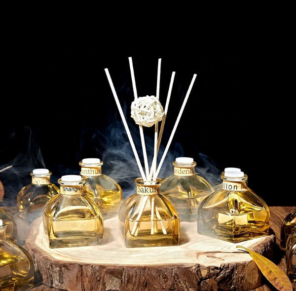 China 50ml Fragrance Diffuser,Air Clean Aroma Reed Diffuser Bottle With ...