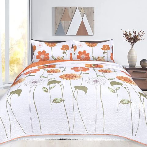 China Burnt Orange Bedspread Set , Sunflower Reversible Quilt Set Soft ...