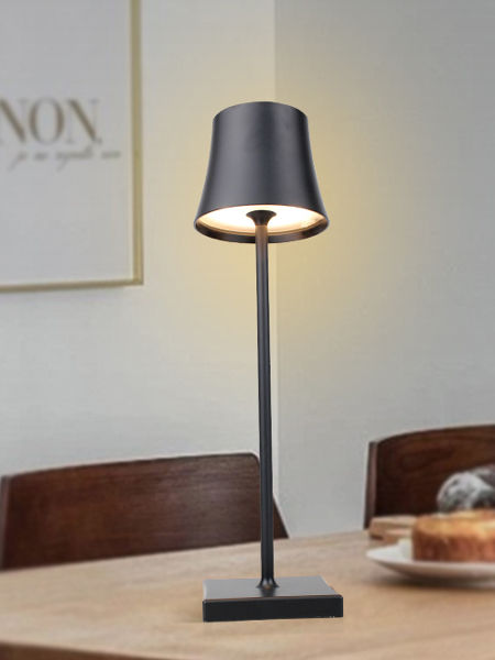 Compre Venta Al Por Mayor De Fábrica, Material De Metal, Lámpara De Mesa  Sin Cable Para Comedor, Lámpara De Mesa De Noche Para Restaurante, Bar,  Lámparas De Mesa De Noche y Lámpara