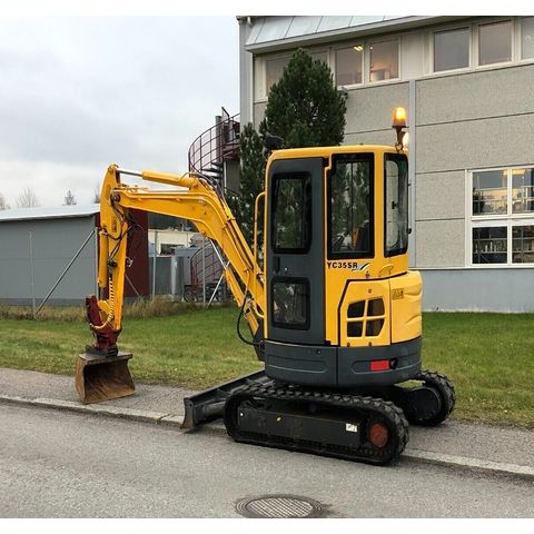 China Yuchai 3.5 Ton Digging Machine Crawler Excavator YC35SR for Sale ...