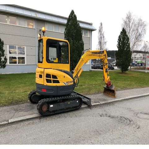 China Yuchai 3.5 Ton Digging Machine Crawler Excavator YC35SR for Sale ...