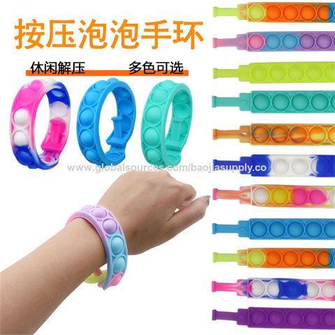 Bracelet anti-stress arc-en-ciel pour le contrôle des rats, exercice de décompression, bracelet en silicone musical à bulles pour les doigts