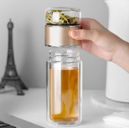 Buy Wholesale China Glass Tea Infuser Travel Mug With Strainer Tea Tumbler  Bottle For Loose Leaf Tea Fruit Coffee & Glass Tumbler at USD 2.47