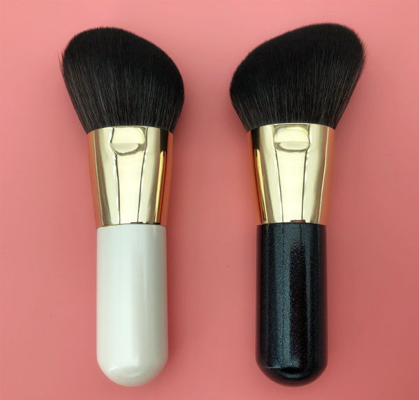 China Private label Synthetic hair Mini Kabuki Angled Contour brush on