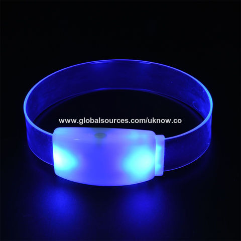Buy Wholesale China Glow Bracelets With Spare Batteries Glow In The Dark  Bracelets Toys For Party Favors & Light Party Bracelets at USD 1.66