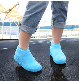 Slip Overshoes VLCOO Shoes Cover Non Waterproof Shoes Cover Silicone Slip Sole Suitable for Rainy Reusable & Washable Shoe Covers Snowy Days Reinforced Non 