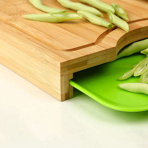 Bamboo chopping board with plastic tray