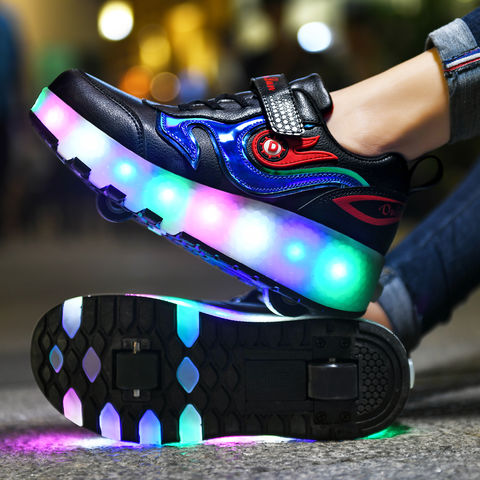 https://p.globalsources.com/IMAGES/PDT/B5205029514/CHAUSSURES-ROLLER-LED.jpg