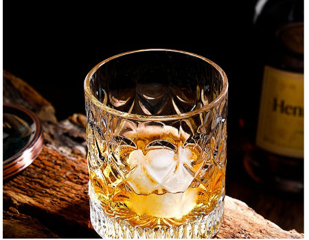 https://p.globalsources.com/IMAGES/PDT/B5205801610/Whiskey-Drinking-Glass.jpg