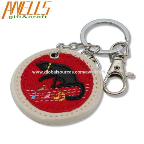 Fashion Decoration Key Holder Car Accessories Most Popular Bulk Sell Black  Genuine Leather Metal Key Chain - China Keychain and Metal Keychain price