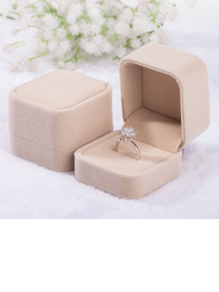 Rigid Luxury Rectangle Shaped Presentation Gift Box, Textured Box with Lid  for Wedding/Anniversary 5.5X15x8.5CM: Buy Online at Best Price in UAE -  Amazon.ae